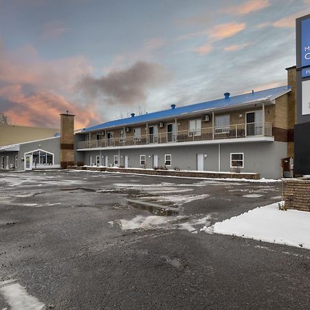 Motel Et Condo Chez Charley Sainte-Anne-de-Beaupré Zewnętrze zdjęcie