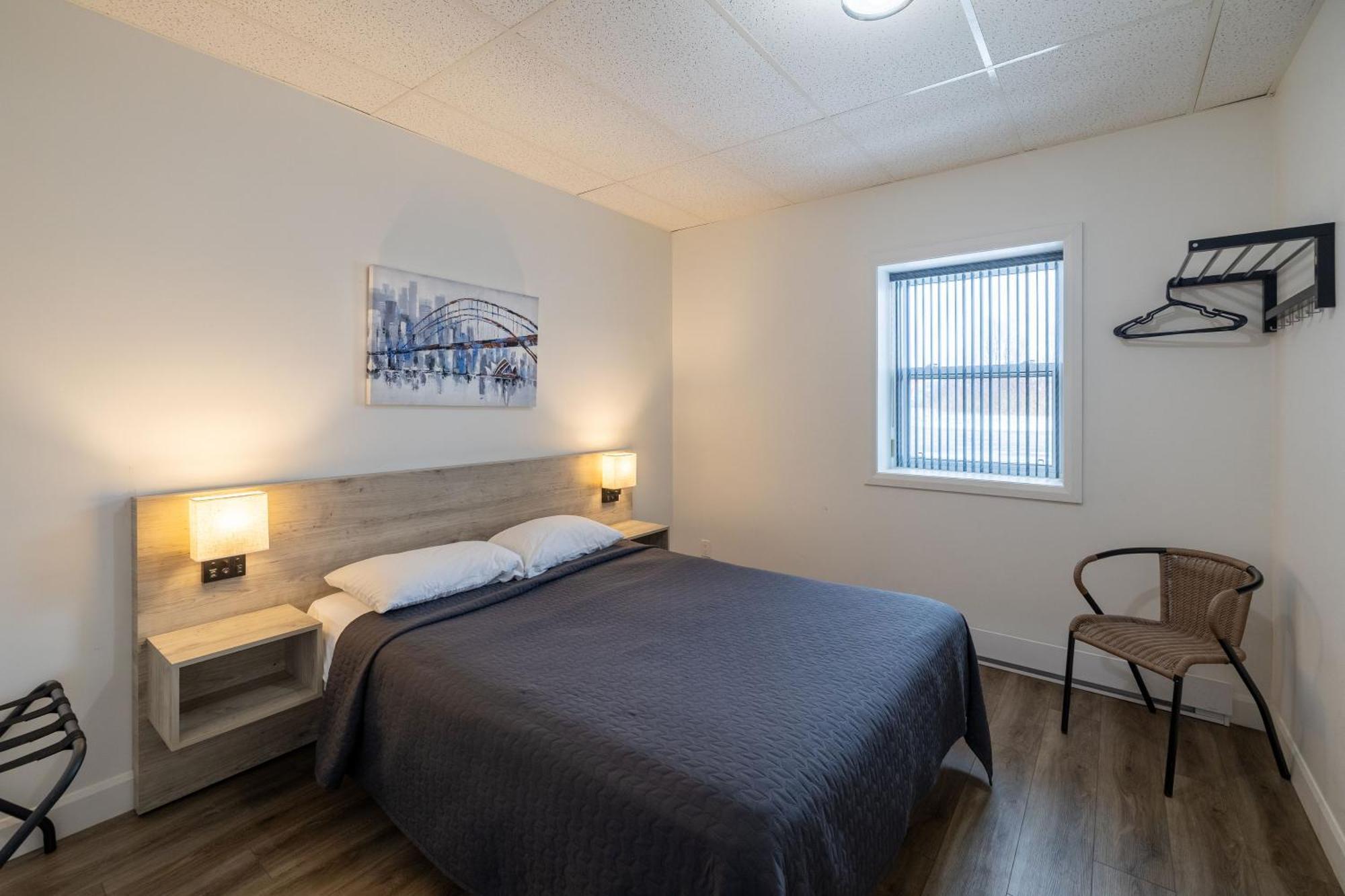 Motel Et Condo Chez Charley Sainte-Anne-de-Beaupré Zewnętrze zdjęcie