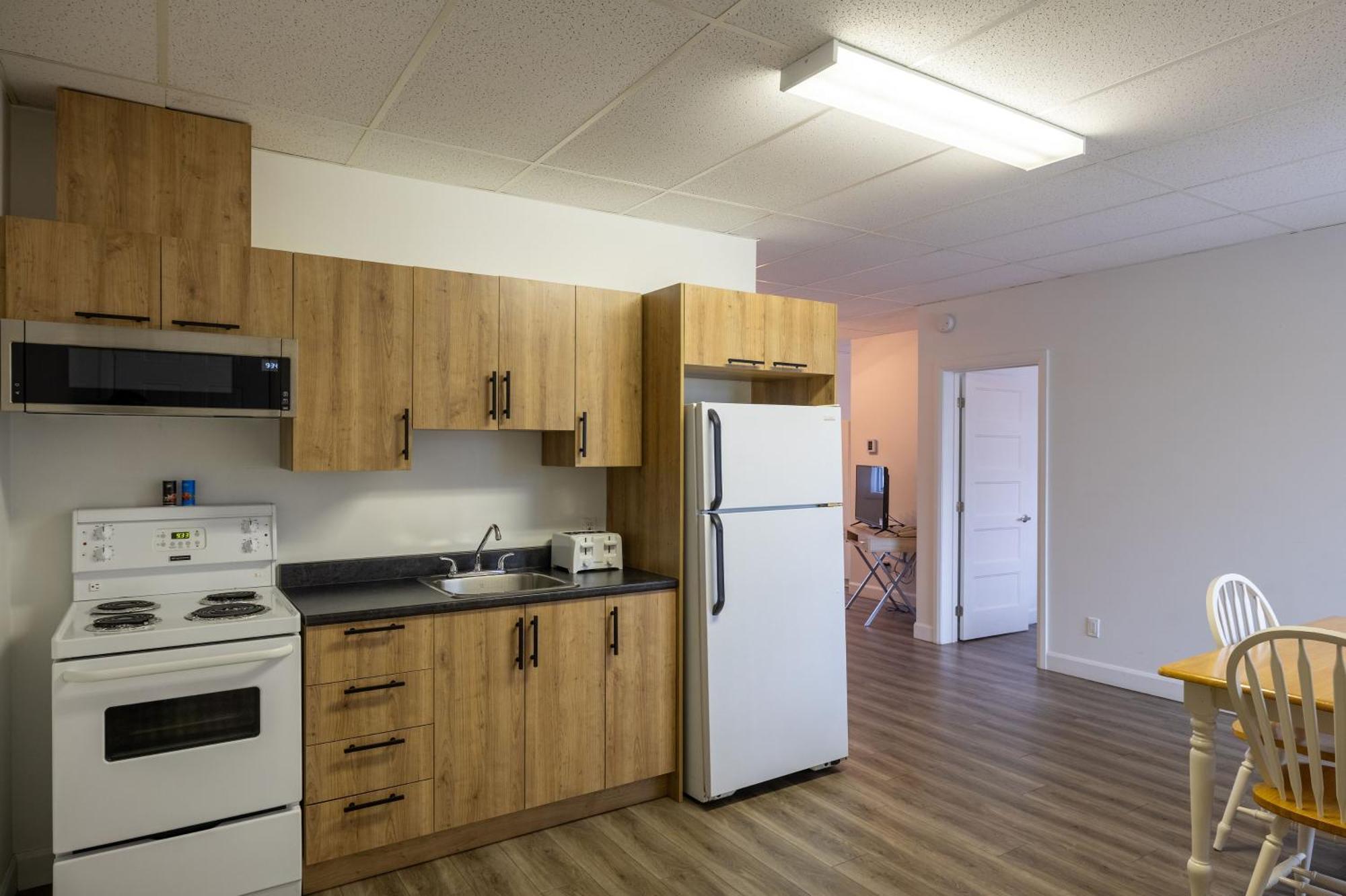 Motel Et Condo Chez Charley Sainte-Anne-de-Beaupré Zewnętrze zdjęcie