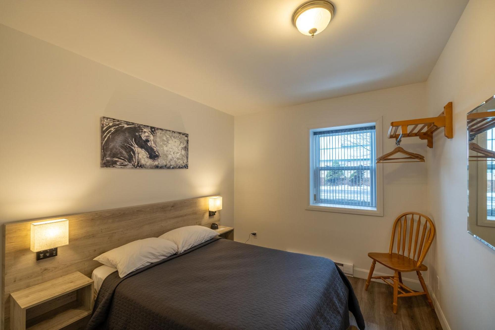 Motel Et Condo Chez Charley Sainte-Anne-de-Beaupré Zewnętrze zdjęcie